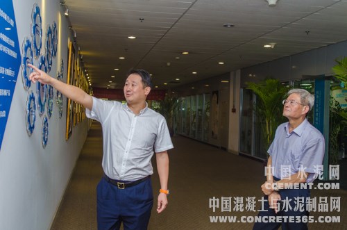 中國電子商務(wù)協(xié)會理事長張會生一行到訪本網(wǎng) title=