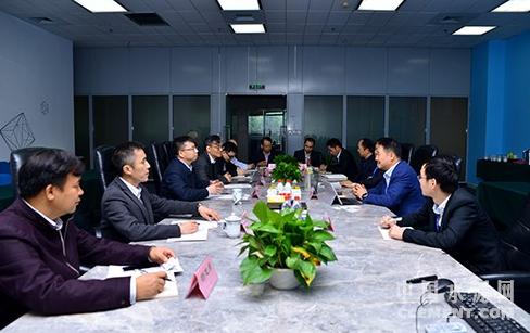 西江集團(tuán)副總經(jīng)理寧武一行到訪中國水泥網(wǎng) title=