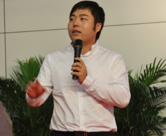 楊錕  董事長(zhǎng)
